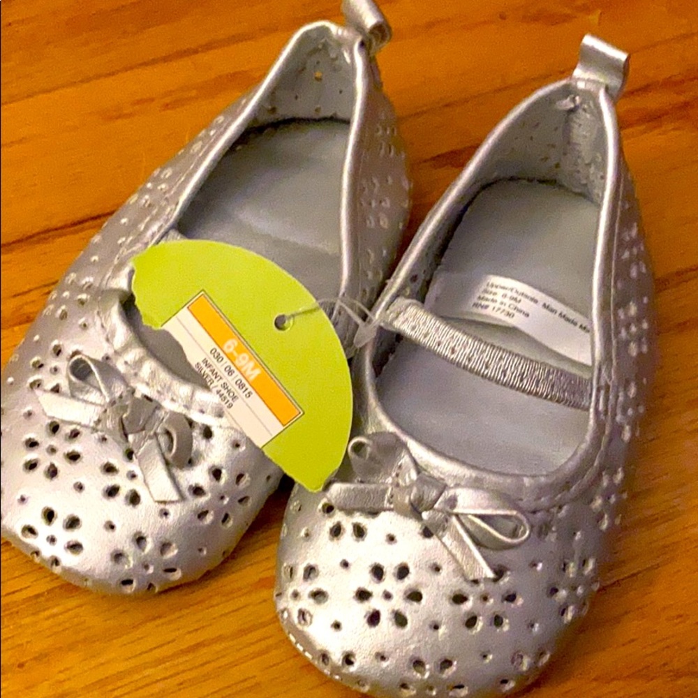 Circo brand silver crib shoes — too cute!